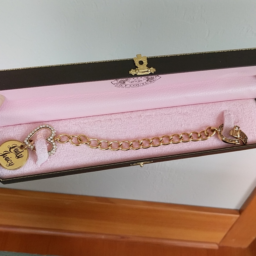 Juicy Couture Lady Juicy Bracelet